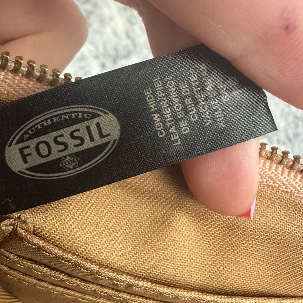 Fossil Large Multicolor Wristlet Striped Tan Orange Red Cowhide Leather 10x7 - Picture 6 of 8